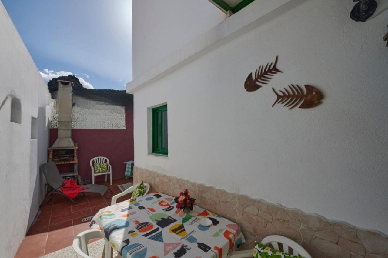 Apartamento Mar y Sol Tamaduste con terracita y barbacoa a 12 metros del mar Exterior foto