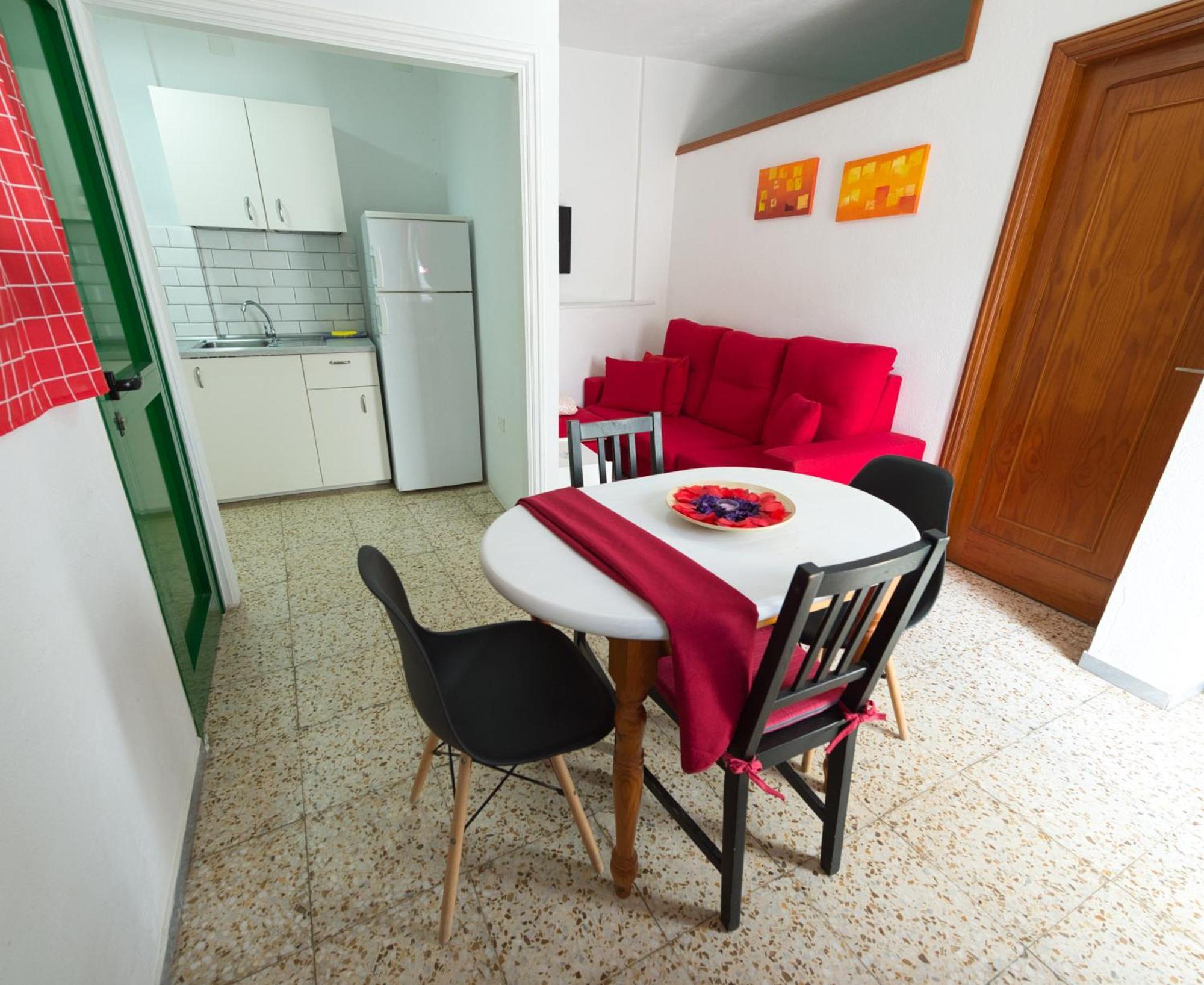 Apartamento Mar y Sol Tamaduste con terracita y barbacoa a 12 metros del mar Exterior foto